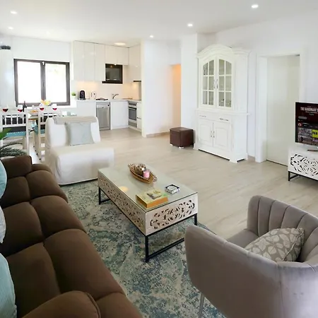 Casa John Puerto del Carmen (Lanzarote)